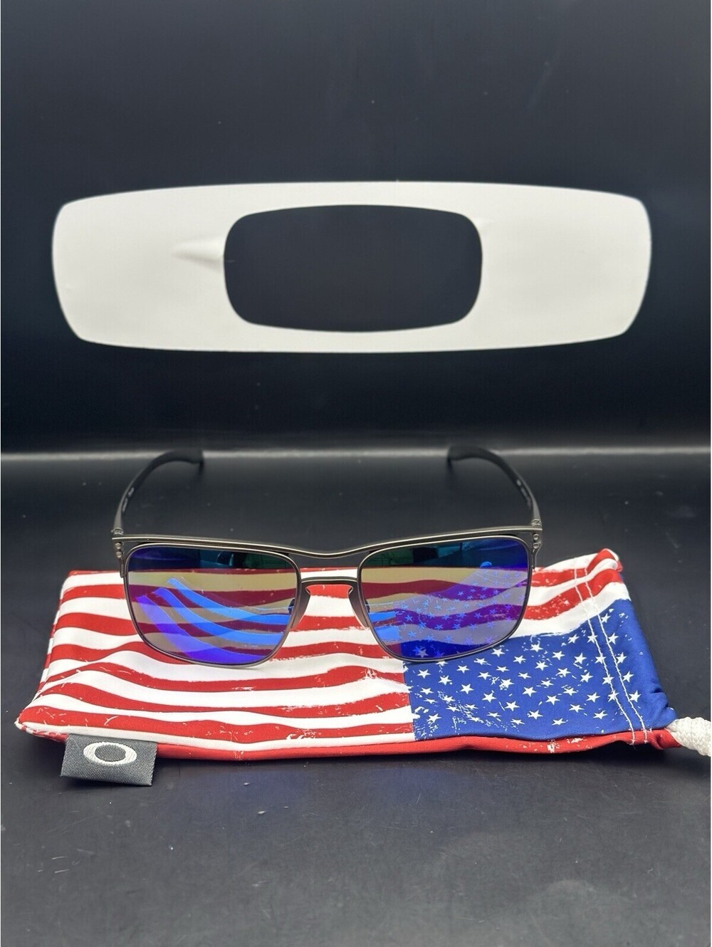 Holbrook Ti Matte Gunmetal/Prizm Sapphire Iridium Polarized Lenses OO6048-0457